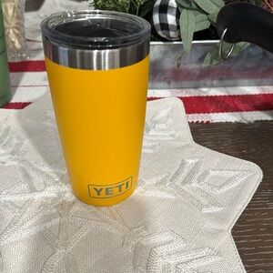 Yeti tumbler